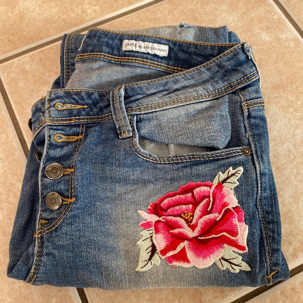 Black Daisy..Jamie Relaxed Skinny jeans